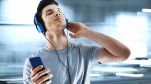 Unleash AM/FM Anywhere with Simple Radio