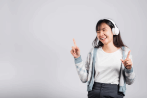 Nostalgia Reborn: AM/FM on Mobile