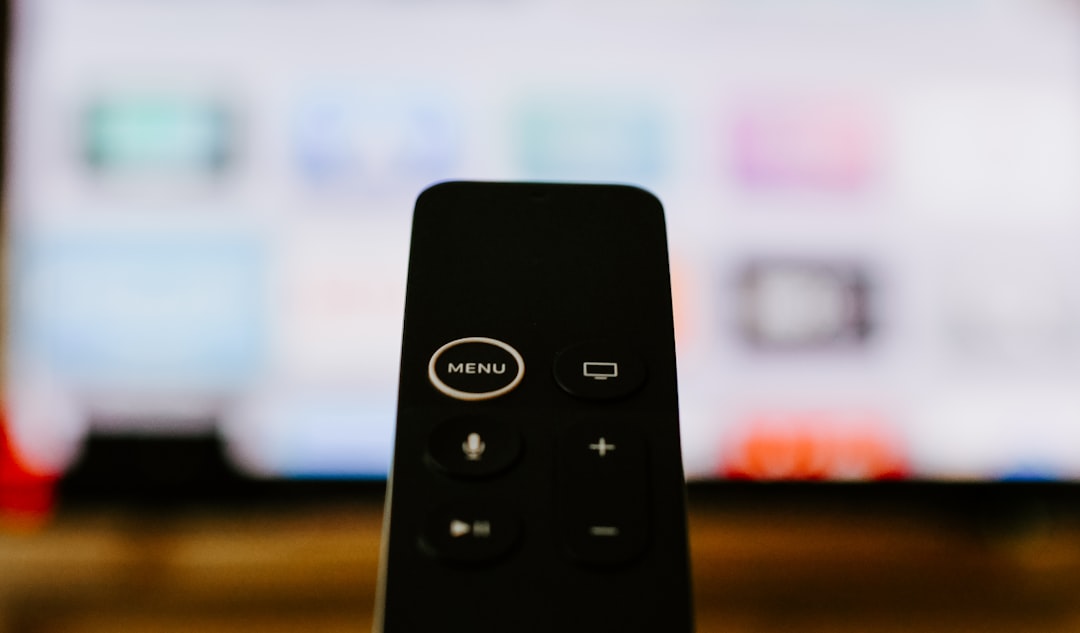 Watch Every Episode: El Genio de la Lámpara Bajo Contrato