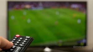 Best Apps to Watch Live Football in Brazil Today